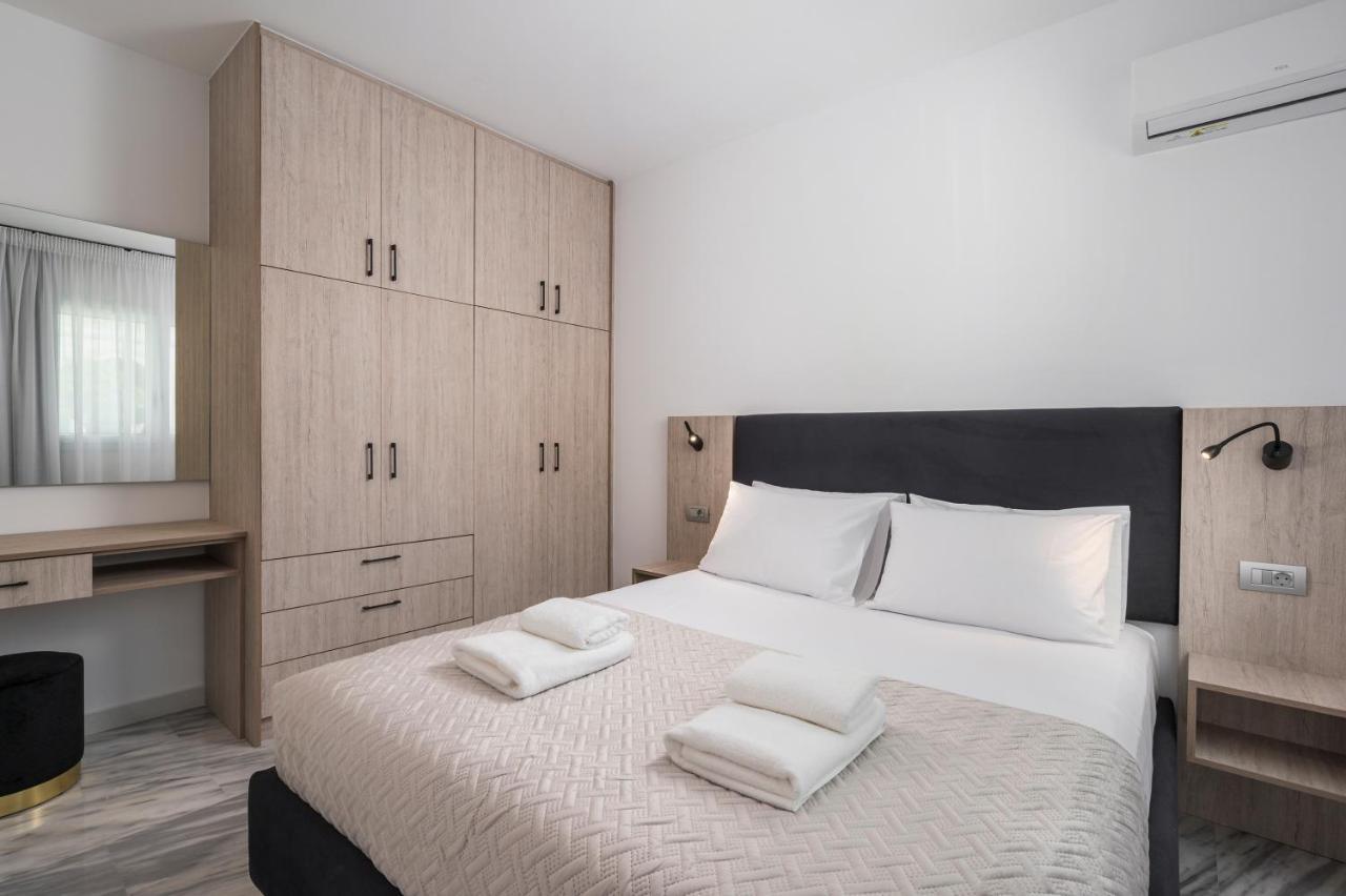 Quarters Luxury Apts 干尼亞 外观 照片