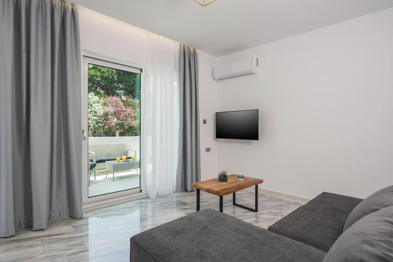 Quarters Luxury Apts 干尼亞 外观 照片