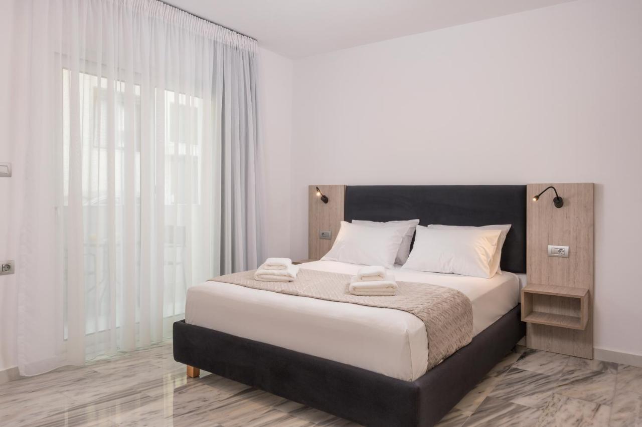 Quarters Luxury Apts 干尼亞 外观 照片