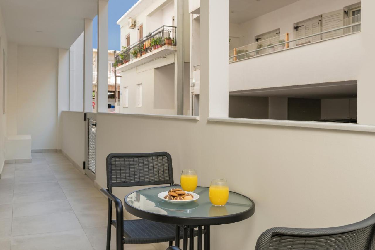 Quarters Luxury Apts 干尼亞 外观 照片