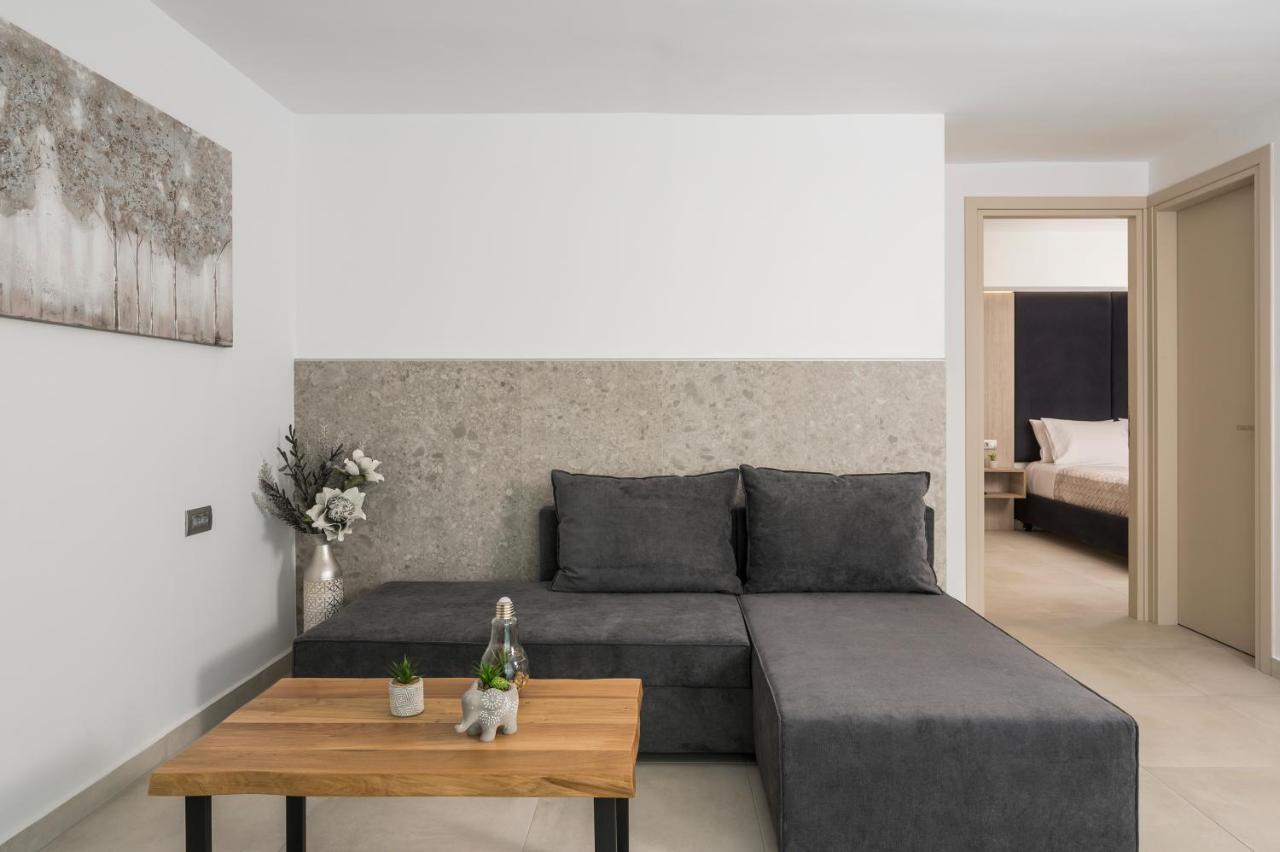Quarters Luxury Apts 干尼亞 外观 照片